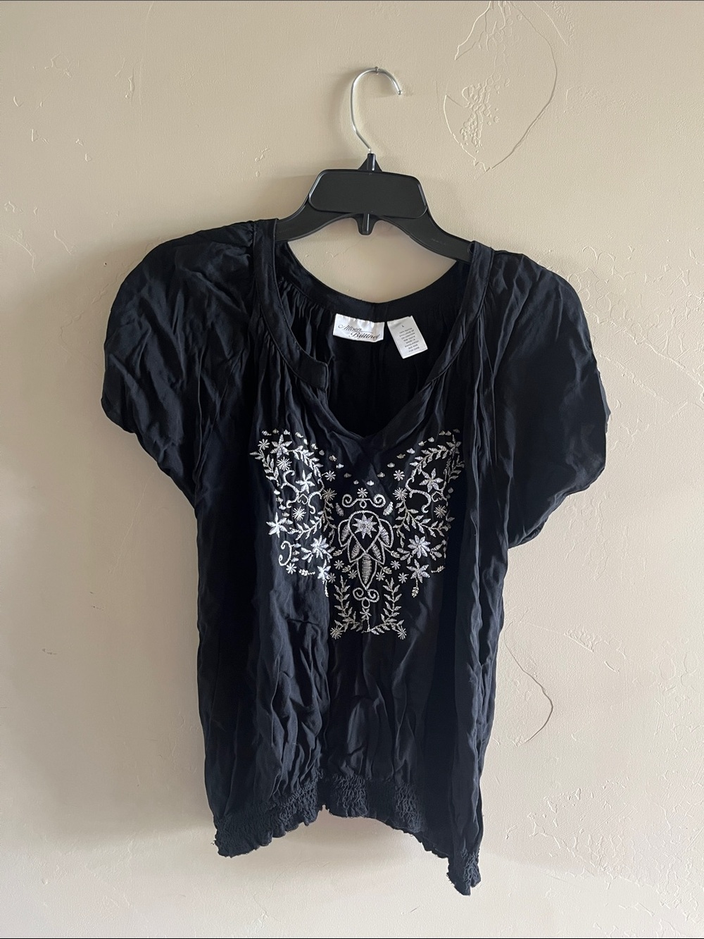 Allison Brittney Black Short-Sleeve Top with White Floral Embroidery
